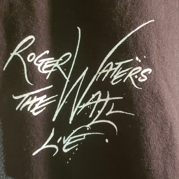 Roger Waters Tshirt - Picture 3 of 5